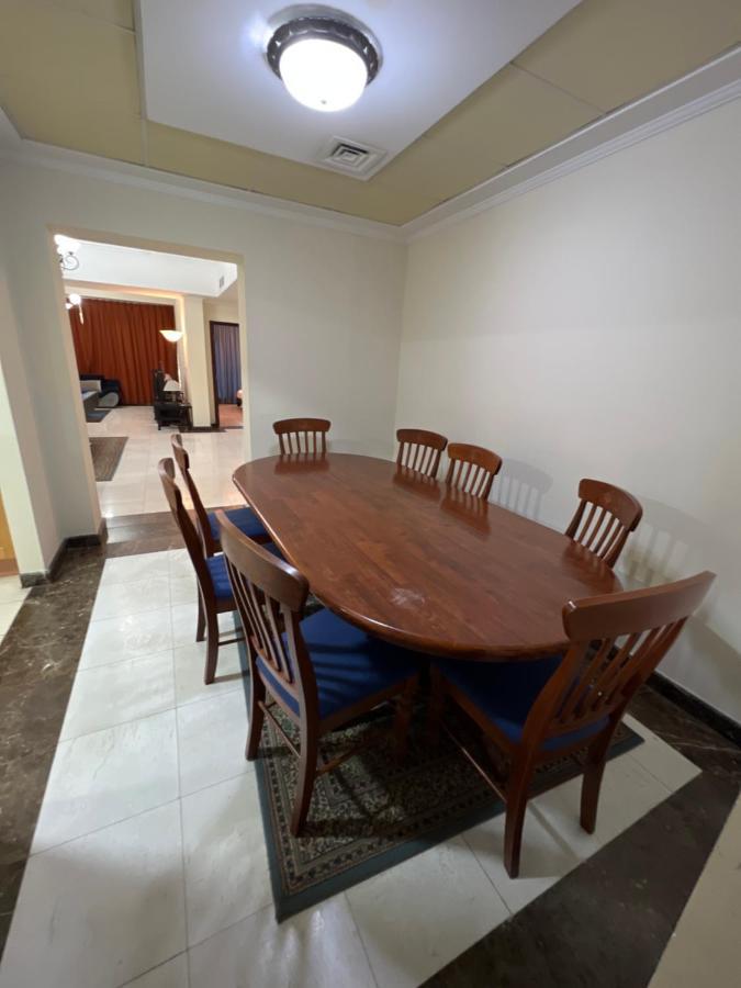 Al Abbas Tower Apartment Manama Exterior photo